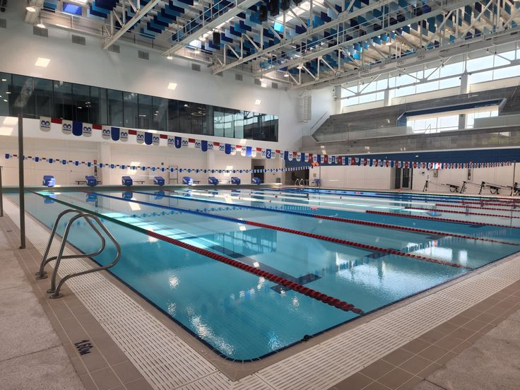 Ideal para Piscinas Indoor e Aquecidas: Descubra os Benefícios da Aqua Cover